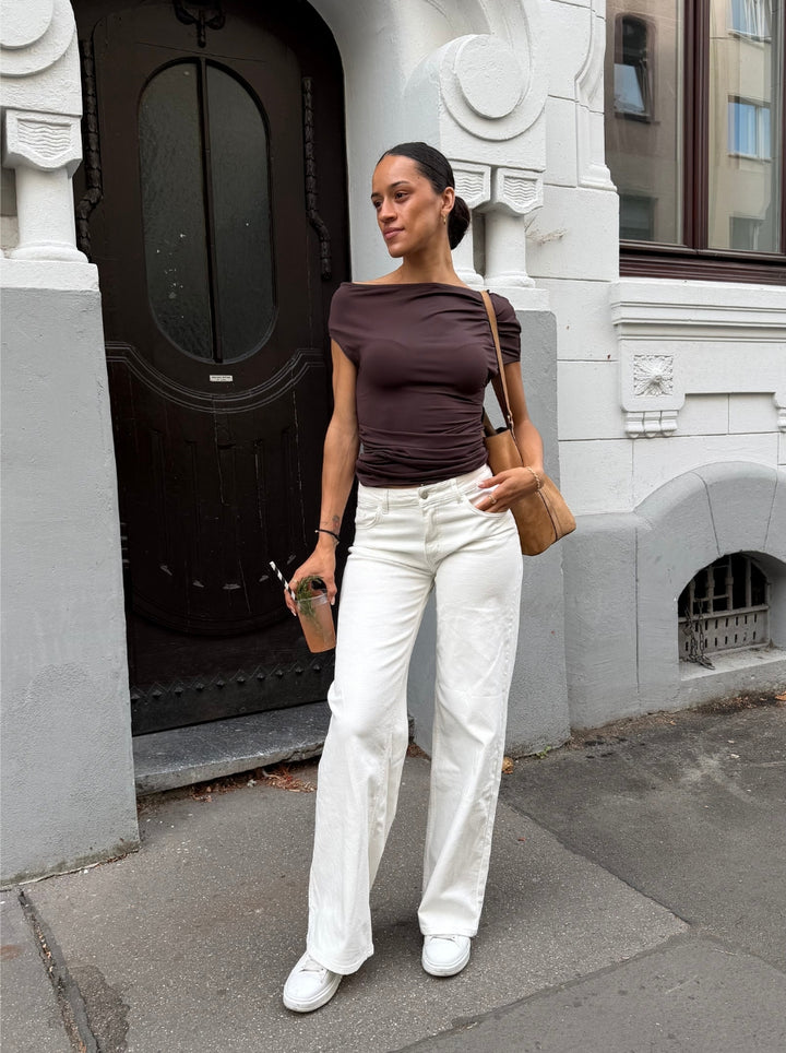 #farbe_off-white