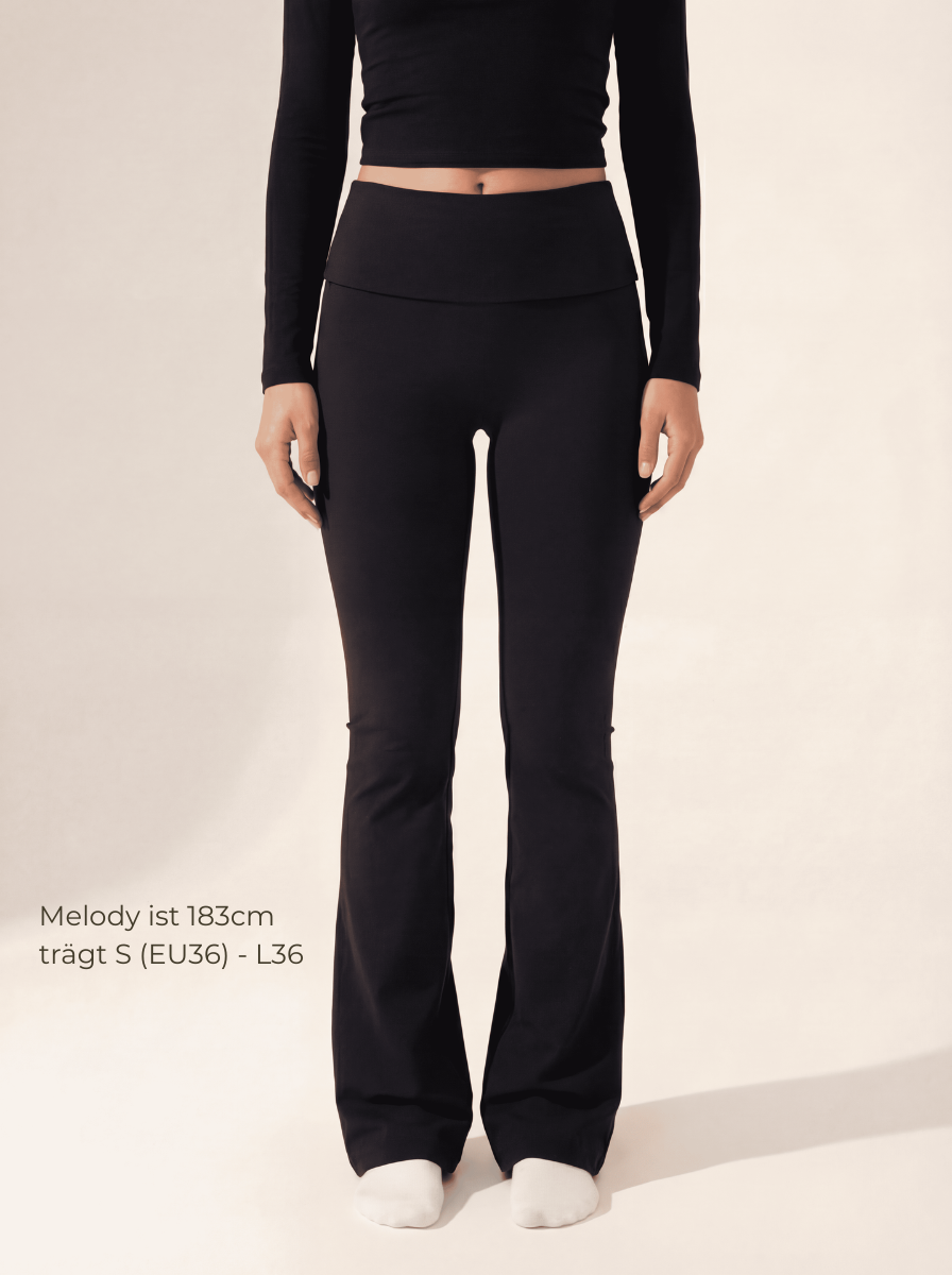 TALL Flared Foldover Yoga Leggings PeachSkin™ für große Frauen - tallfinds